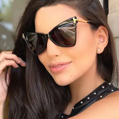 Women Triangle Cat-eye Frame Sunglasses