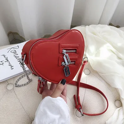 Women Heart Shape Metal Chain Mini Bag