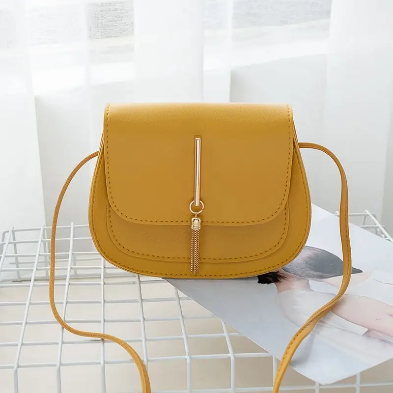 Women Simple Style Solid Color Metal Tassel Decoration Crossbody Bag