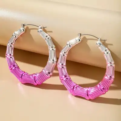 Women Exaggerated Gradient Color Hoop Earrings