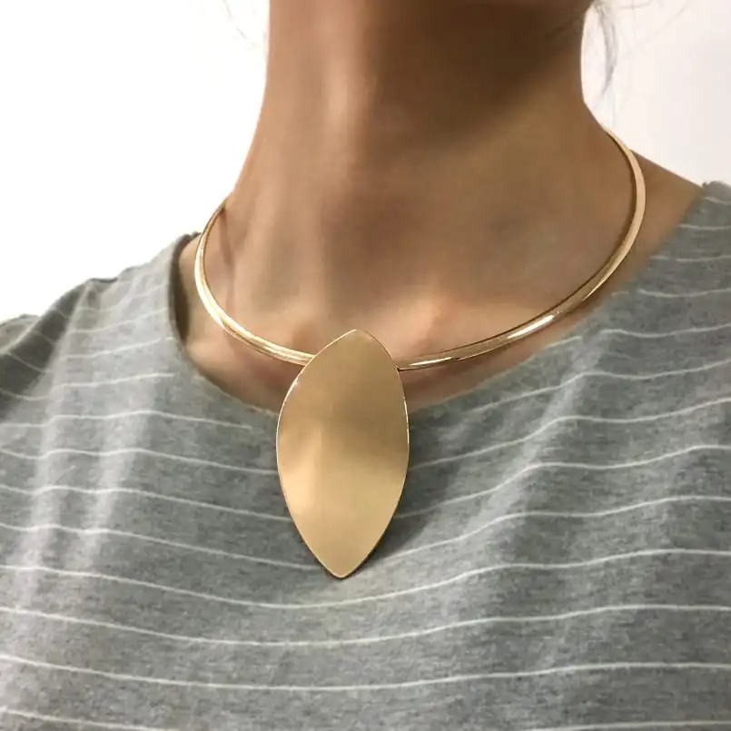 Women Exaggerated Geometry Design Necklace