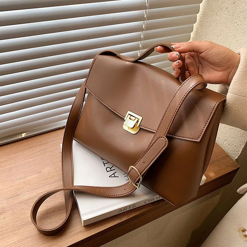 Women Elegant Buckle Design Solid Color Square Crossbody Handle Bag
