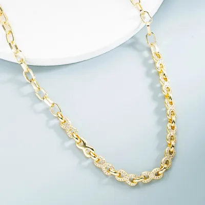 Temperament Simple Buckle Shape Zircon Decorative Copper Choker Necklace