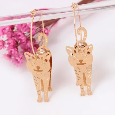 Cute Hollow Cat Shape Pendant Design Alloy Drop Earrings