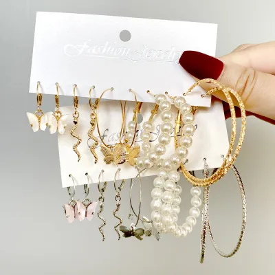 Temperament Irregular Butterfly Pendant Pearl Decoration Earring Set