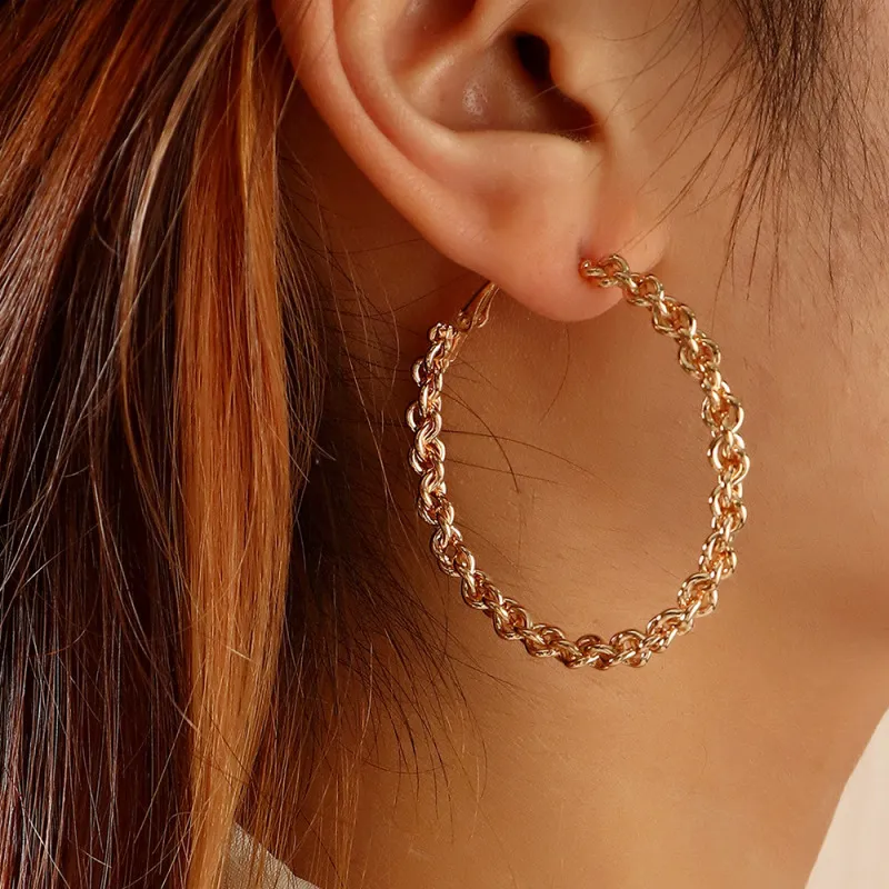 Vintage Geometric Twist Design Alloy Hoop Earrings