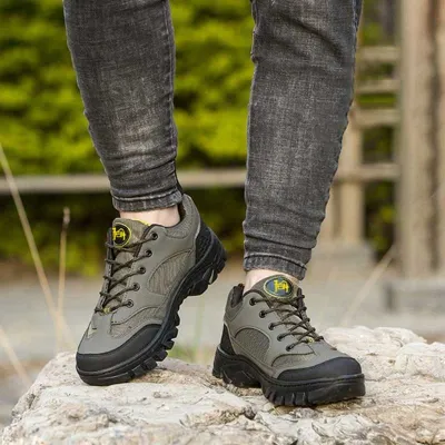 Men Casual Sports Mesh Flat Lace-Up Thick-Soled Sneakers