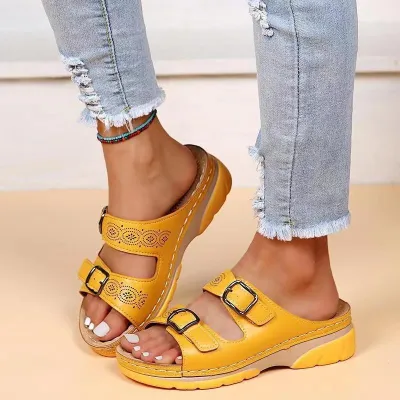 Women Casual Plus Size Wedge Heel Buckle Slippers