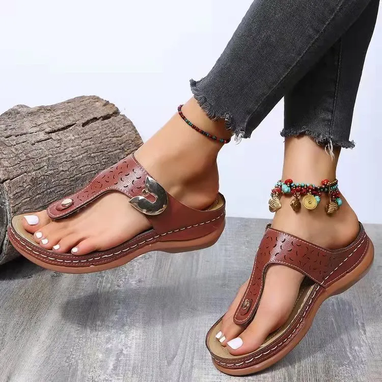 Women Fashion Casual Wedge Heel Hollow Metal Buckle Flip-Flop