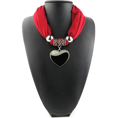 Women Engagement Love Heart Alloy Pendant Polyester Scarf Necklace