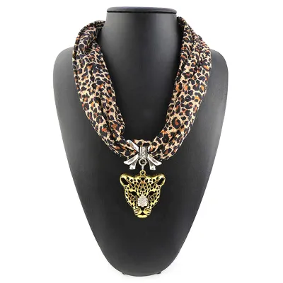 Lady Unique Leopard Alloy Pendant Polyester Scarf Necklace