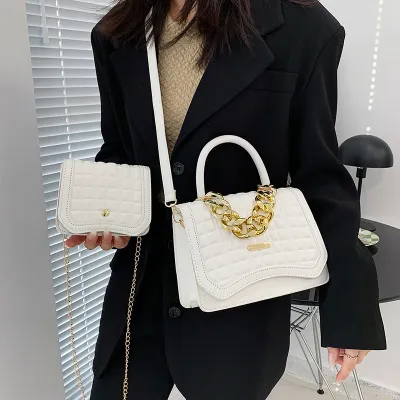 2 In 1 Women Vintage Chain Clamshell Design Solid Color Quilted Shoulder Handle Bag
