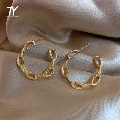 Women Classic Elements All-match Alloy Hoop Earrings