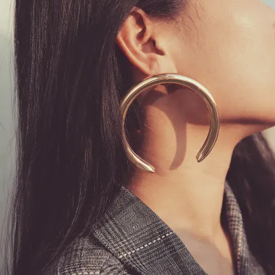 Women Exaggerated Geometric Half Circle Design Stud Earrings