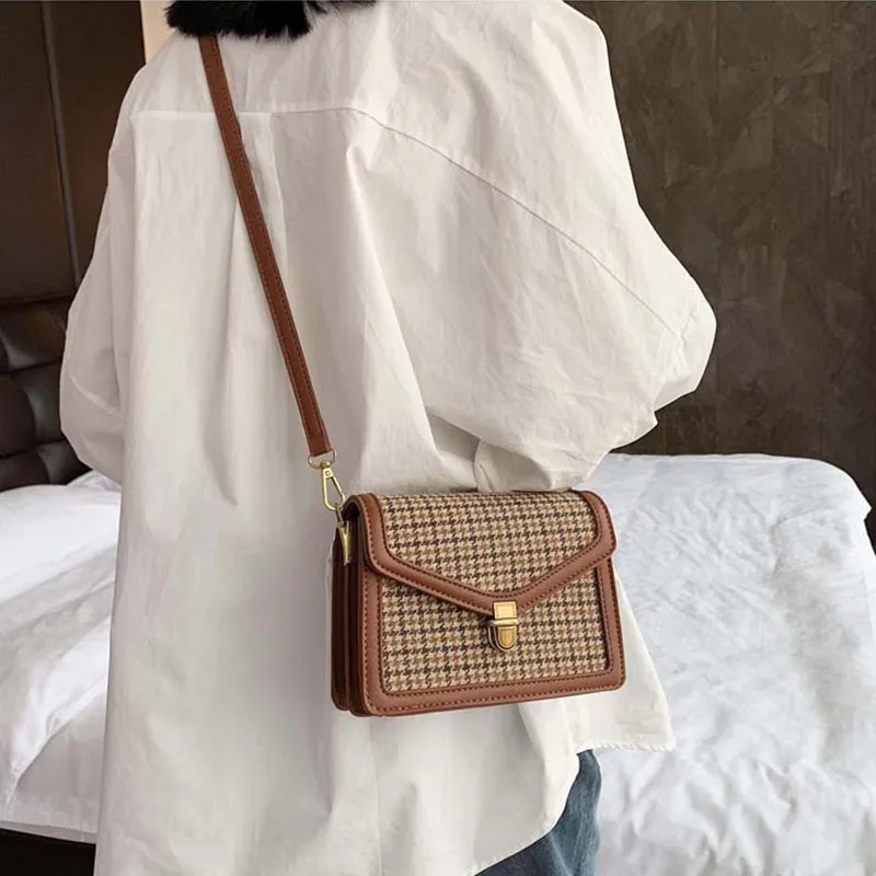 Women Fashion Flap Buckle Design Houndstooth Pattern PU Crossbody Bag