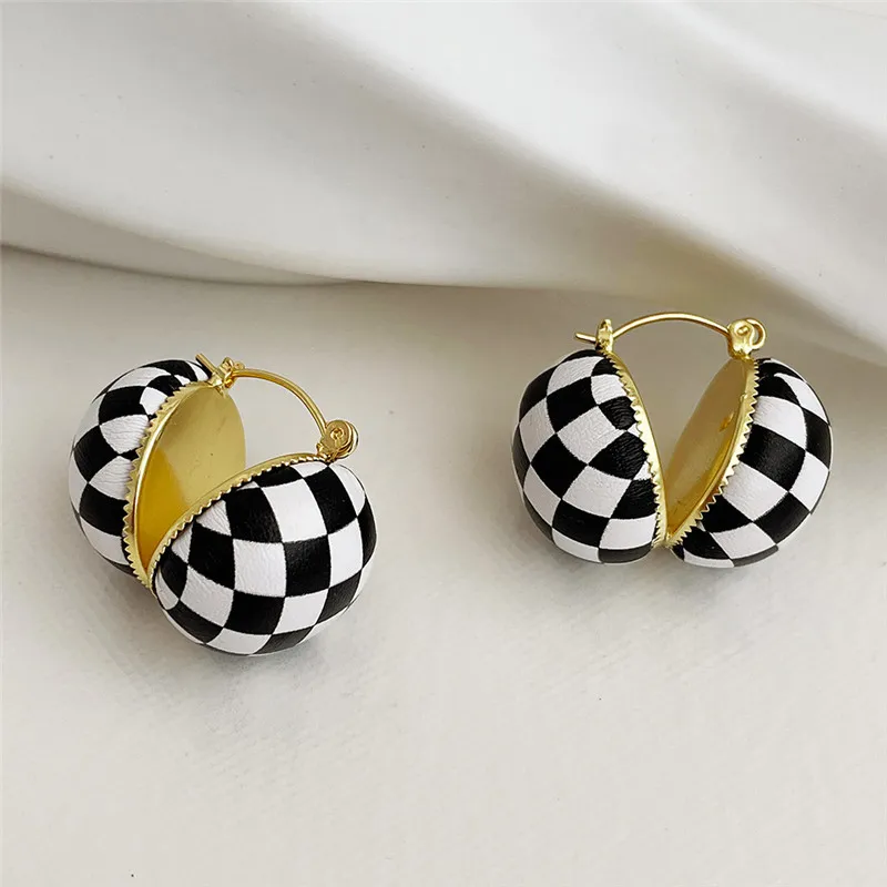 Women Classic Half-open Design Plaid Printed Hoop Earrings