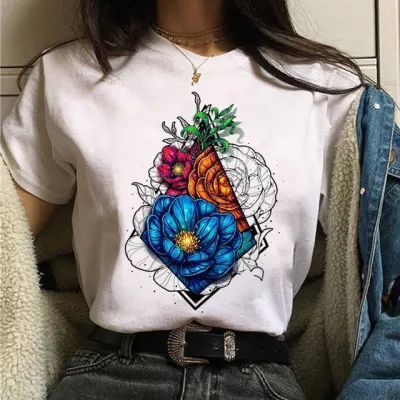 Wholesale Women Leisure Short Geometric Flower Graphic Print T-Shirt