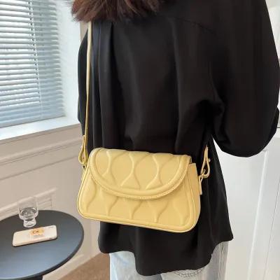 Women Fashion Flap Design Solid Color PU Crossbody Bag