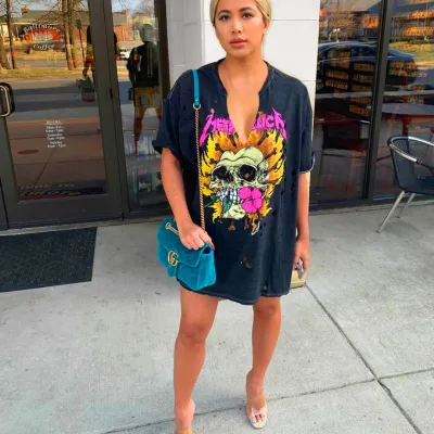 Women Casual Edgy Graphic Printed Side-slit Short Sleeve T-shirt