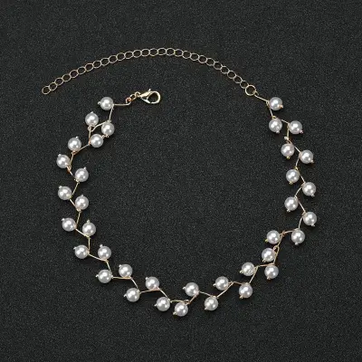 Women Fashion Simple Polyline Beaded Pearl Necklace