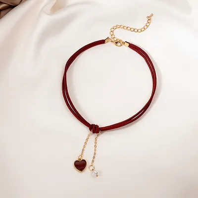 Women Fashion Sweet Red Heart Alloy Velvet Short Clavicle Chain