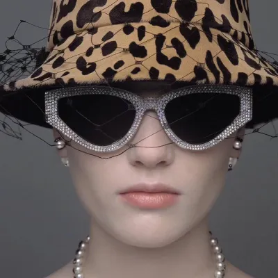 Women Fashion Diamond Cat Eye Plastic + Metal Frame Sunglasses