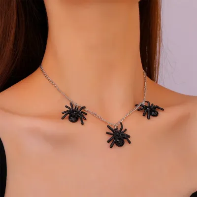 Women Fashion Gothic Halloween Black Spider Pendant Necklace