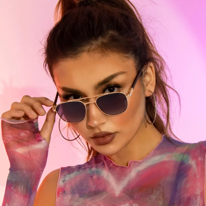 Women Fashion Metal Double Bridge Wood Grain Temple Square Sunglasses
