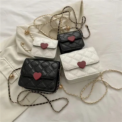 Fashion Embroidered Thread Heart Lock Crossbody Bag