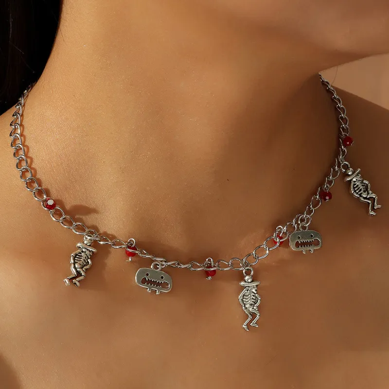 Women Fashion Personality Punk Metal Chain Skull Halloween Necklace