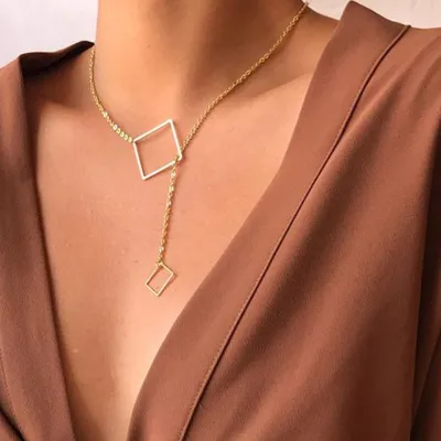 Women Fashion Simple Alloy Geometric Square Necklace