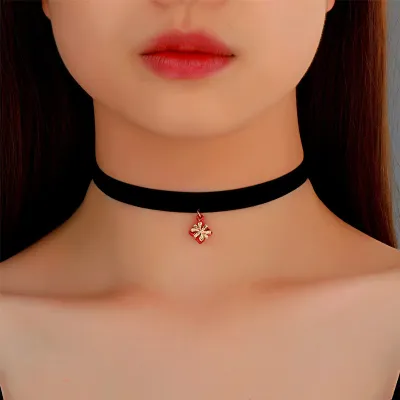 Women Fashion Simple Christmas Faux Velvet Short Necklace