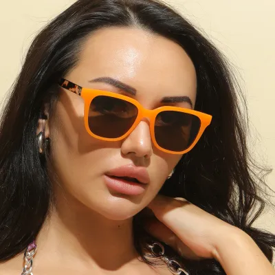 Women Fashion Candy Color Square Plastic Sunglasses