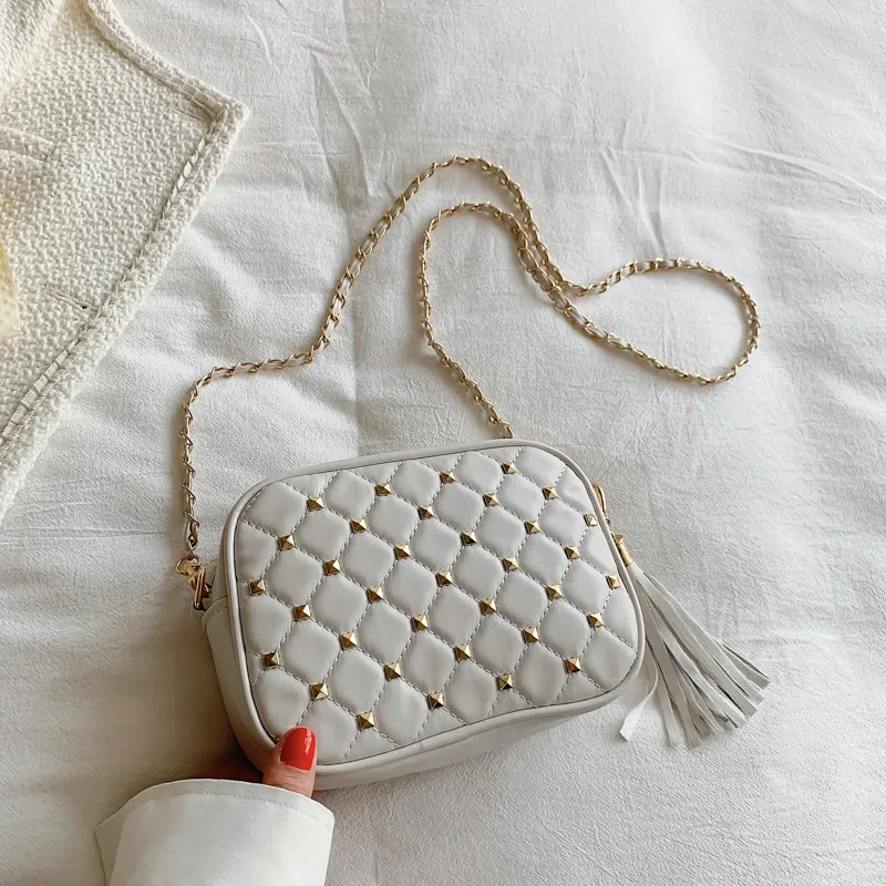 Fashion Solid Color Rivet Chain Crossbody Bag