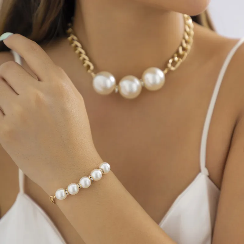 Women Fashion Personality Geometric Pearl Rhinestone Thick Chain Necklace