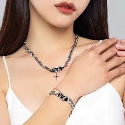Unisex Fashion Personality Black Gemstone Multilayer Winding Necklace