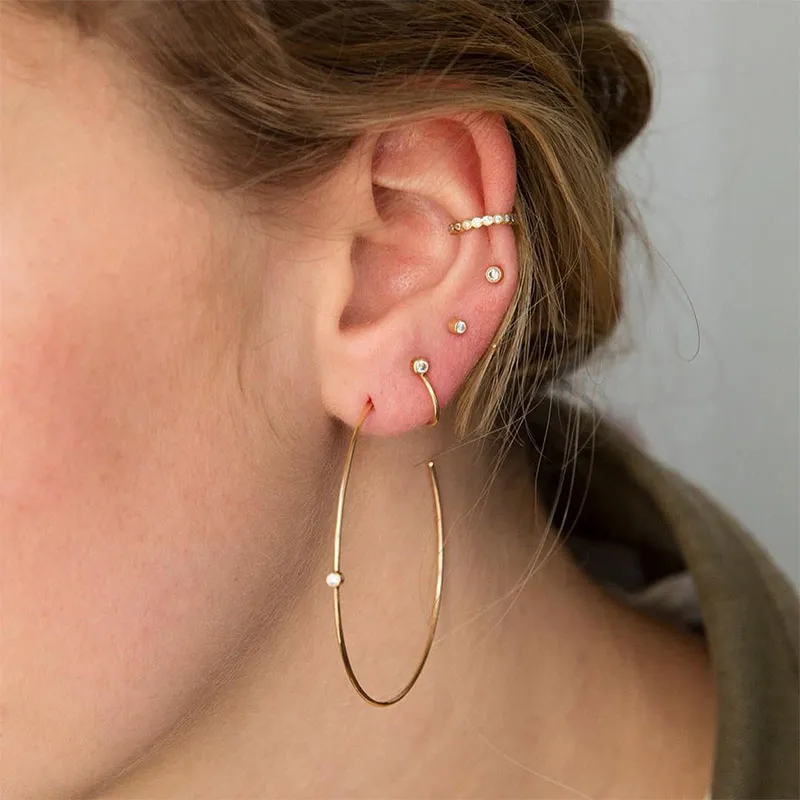 Minimalist Rhinestone Decor Metal Hoop Earrings