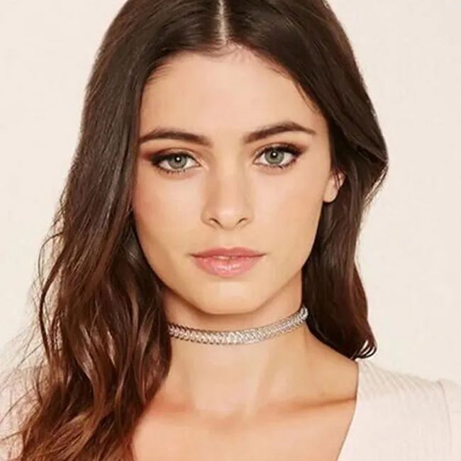 Metal Circle Chain Design Women Choker Necklace